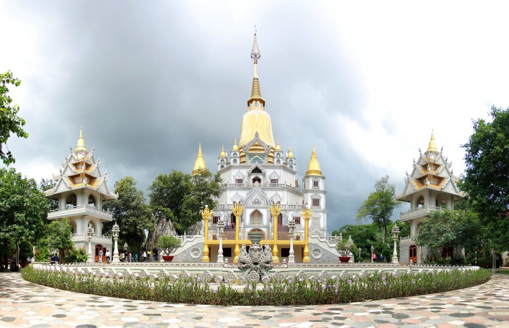 pagoda, vietnam, buulong