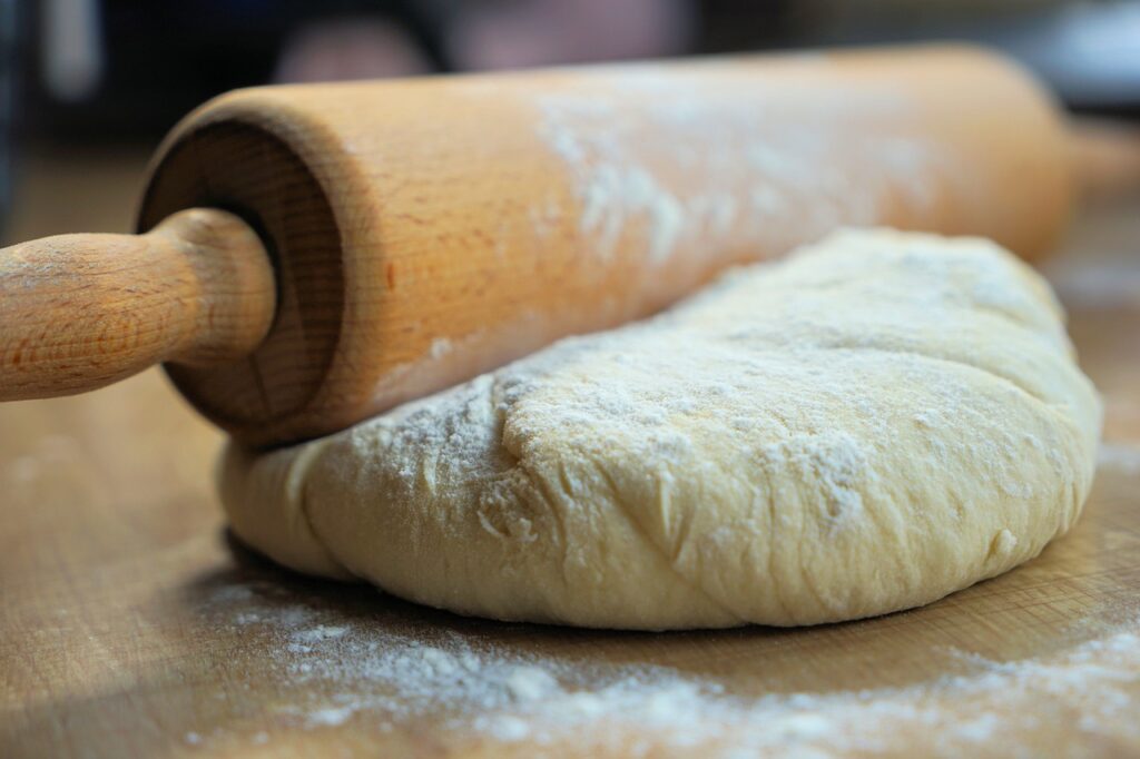 rolling pin, dough, bake
